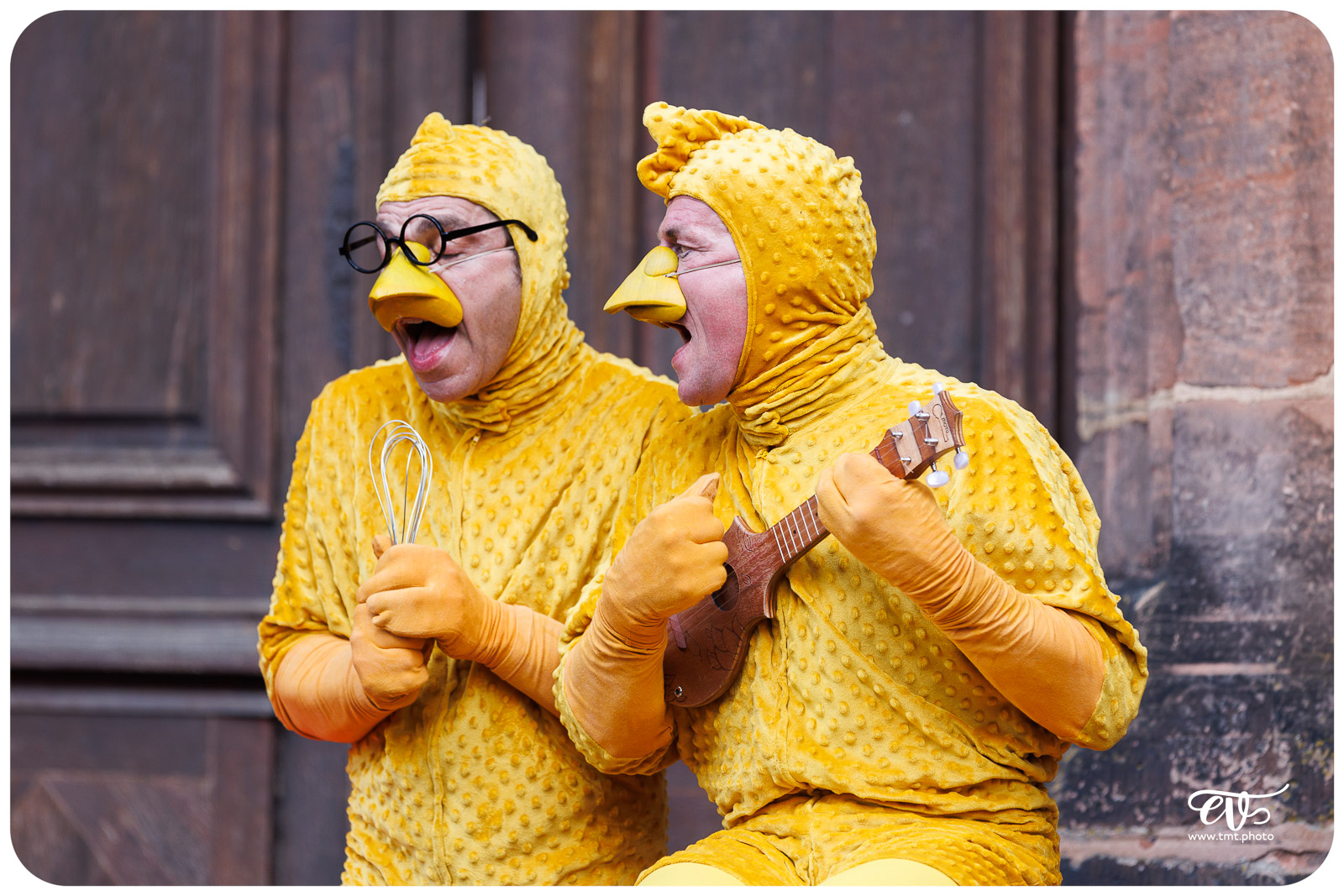 UN POUR TOUS TOUS POUSSIN ! - LES ARTS PITRES